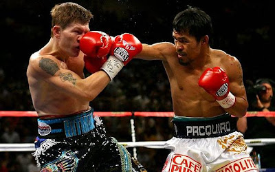 Pacquiao throws another surprising right hook