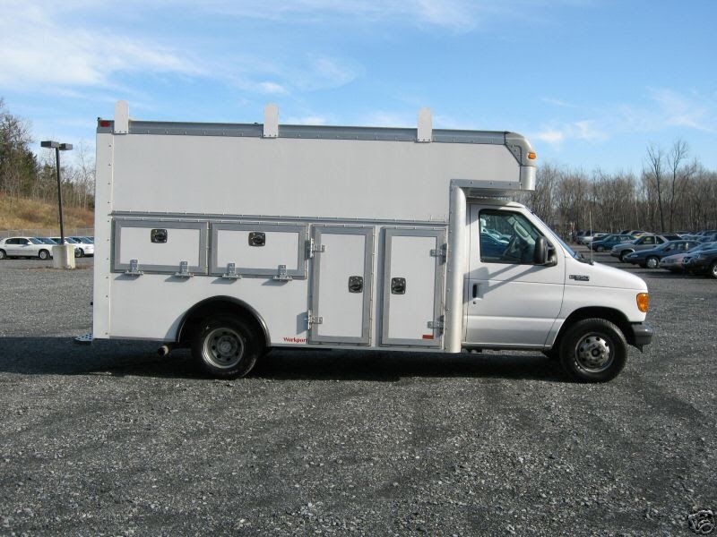 National Crane 2004 FORD E350 UTILITY SERVICE BOX TRUCK DIESEL DUALLY