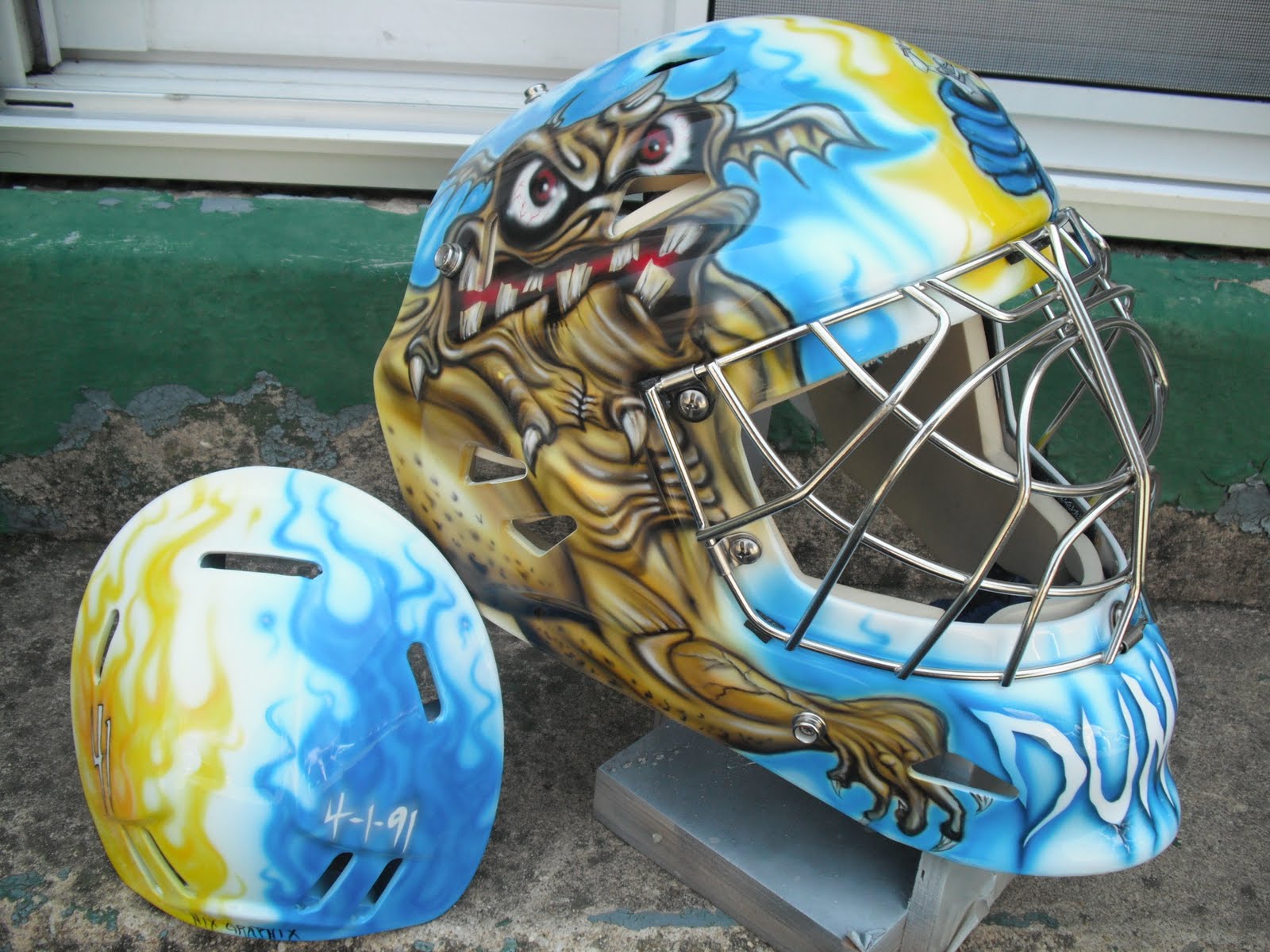 Airbrush Goalie Mask