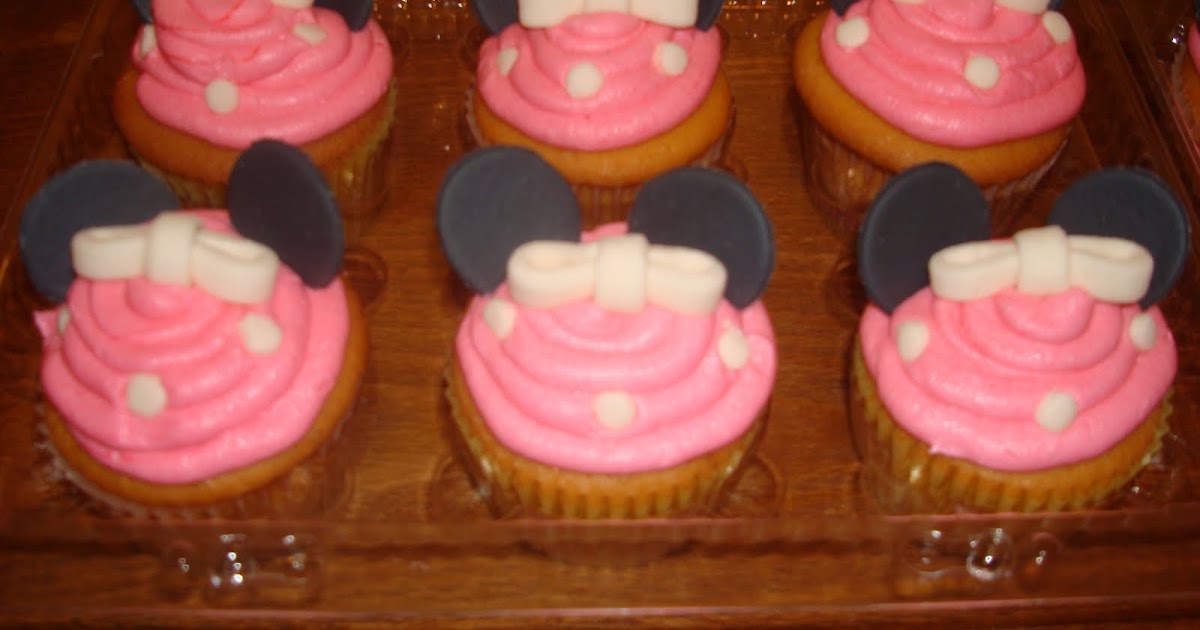 Delicious Cakes: minnie mouse cupcakes