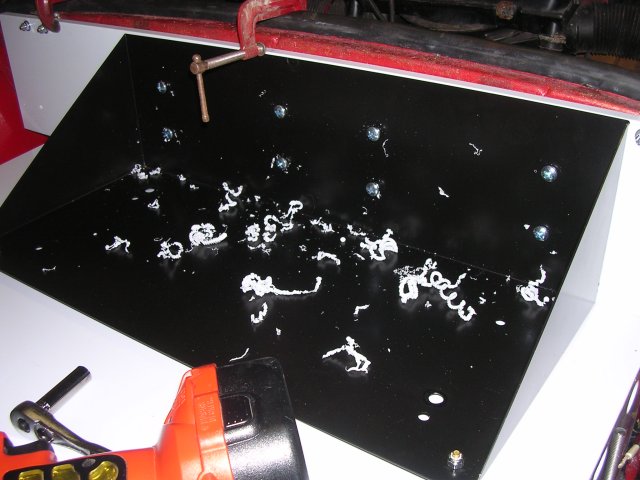 [charger_mount_holes.jpg]