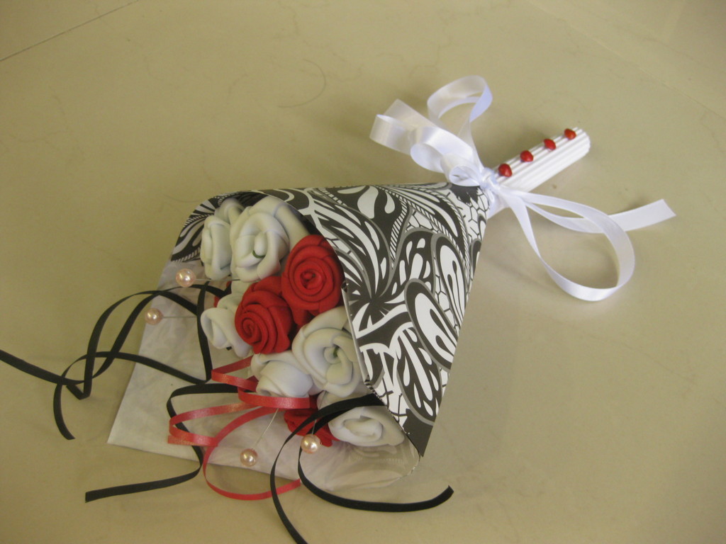 Valentine Gift 2011: Handmade flower - unique gift for this Valentine