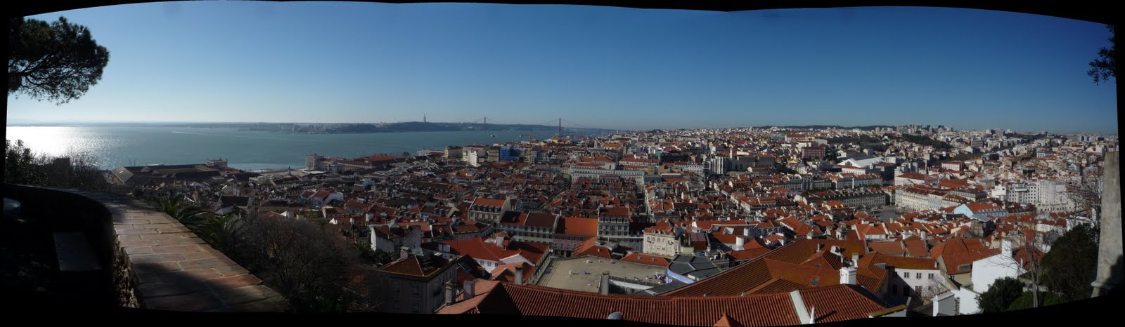 [pano-lisbon.JPG]