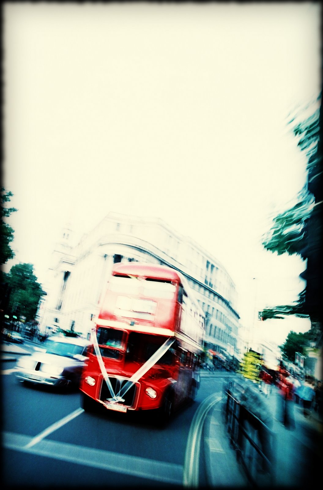 [blog+bus.jpg]