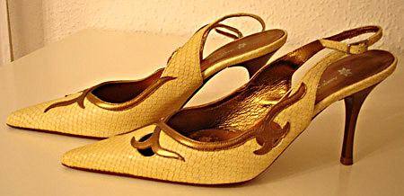 zapatos-amarillos-de-áfrica-de-vicente