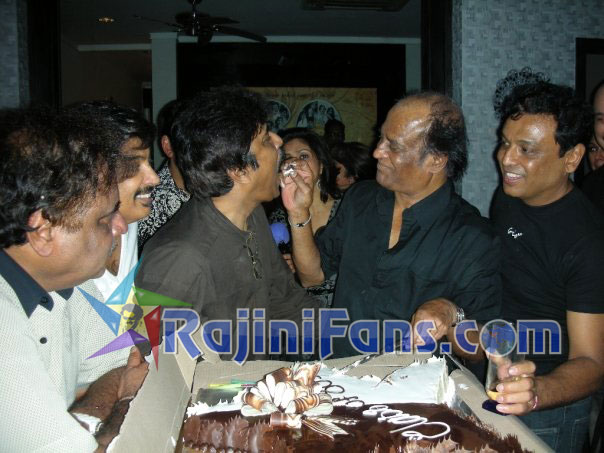 [Director+Priyadarshan+Home+Function.jpg]