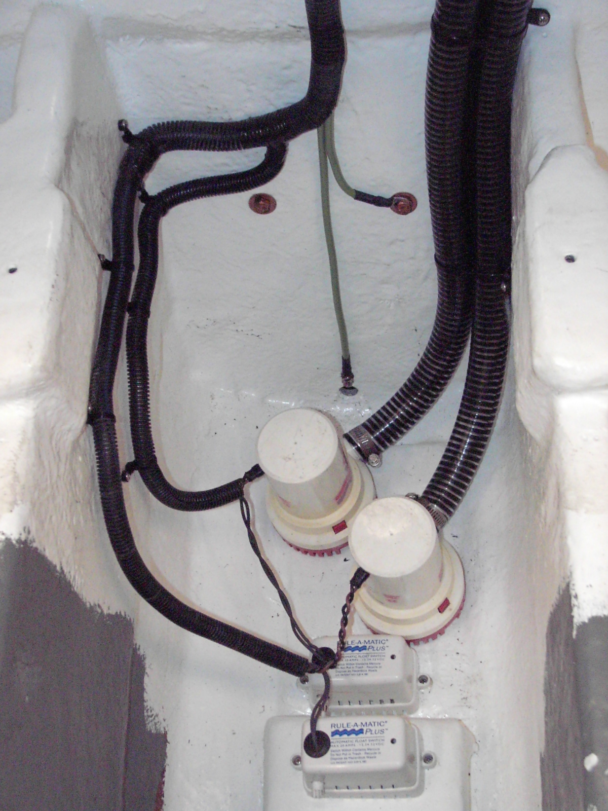 Sea Ray 340 Sundancer Restoration: Bilge Pumps
