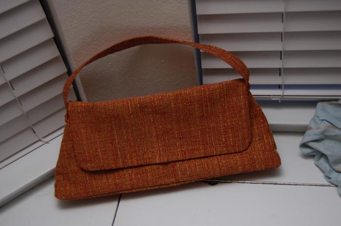 [purseoutside.jpg]