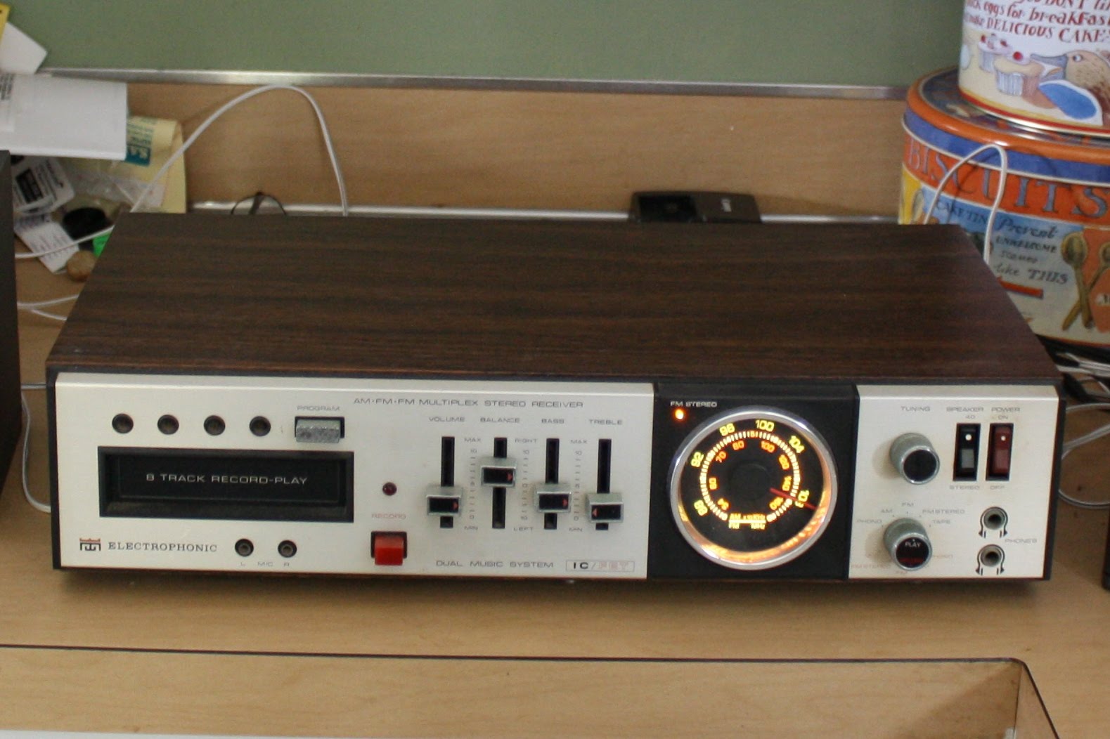 electronic 8 TRACK PLAYER FOR SALE