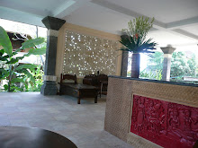 Honeymoon Cottages Foyer