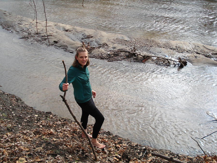 barefoot trail running