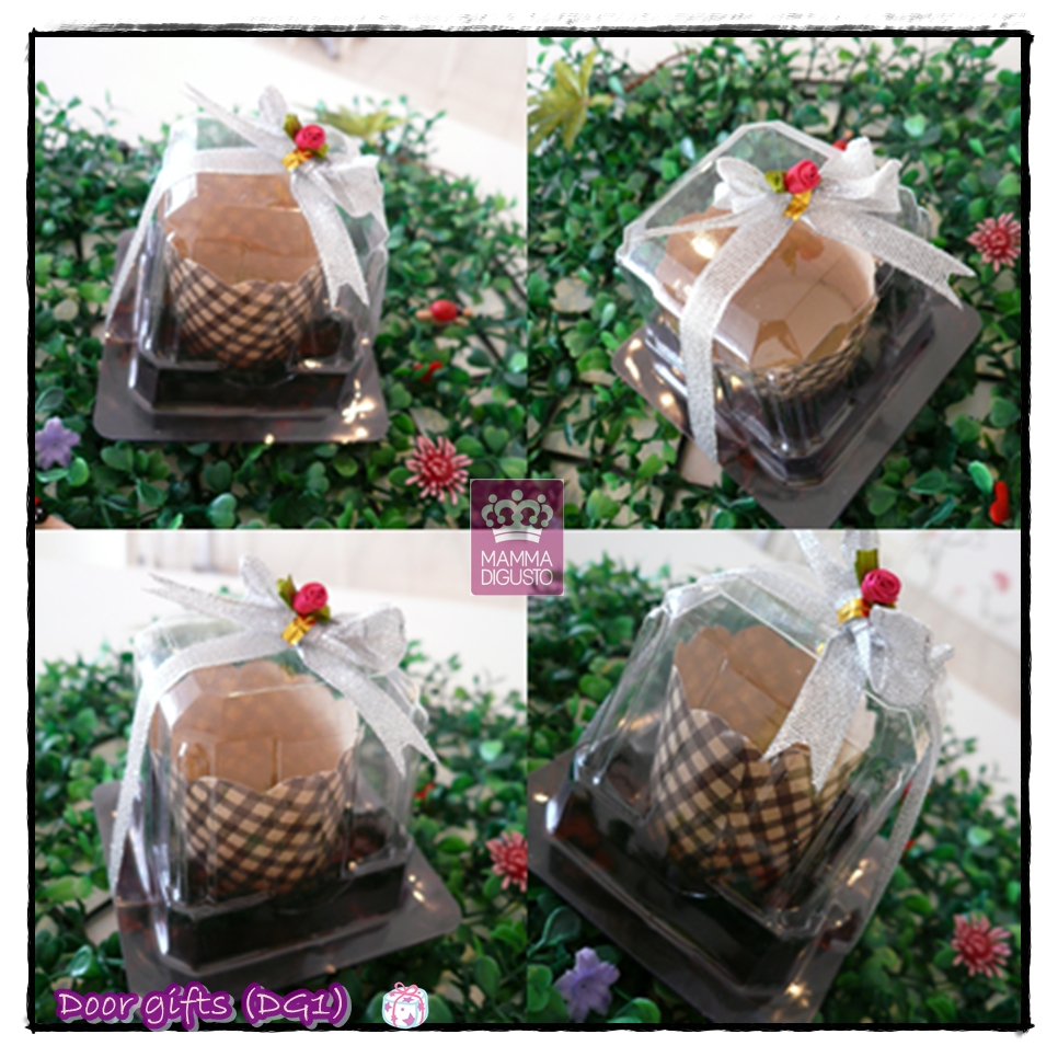 Mamma Di Gusto Cake house & cafe *** ‿‿ Beautiful Door Gifts for your