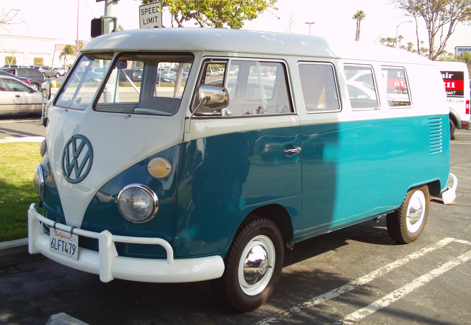 Car Discussion 1966+Blue+%2526+White+VW+Bus+Front+Side