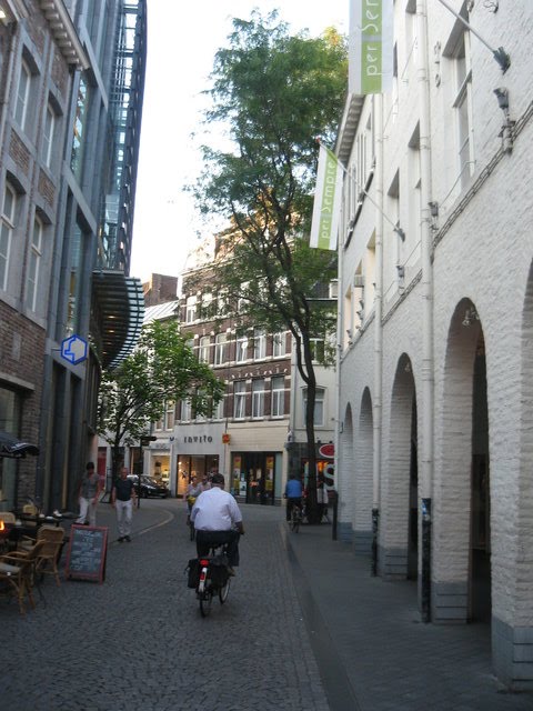[IMG_3047.JPG]