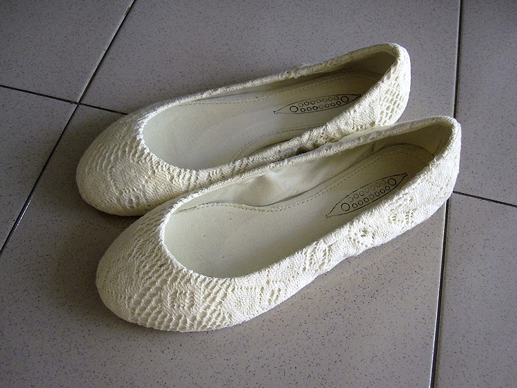 ♥ My Ex Lover's Closet Snow White Cream Crochet Lace Ballet Flats
