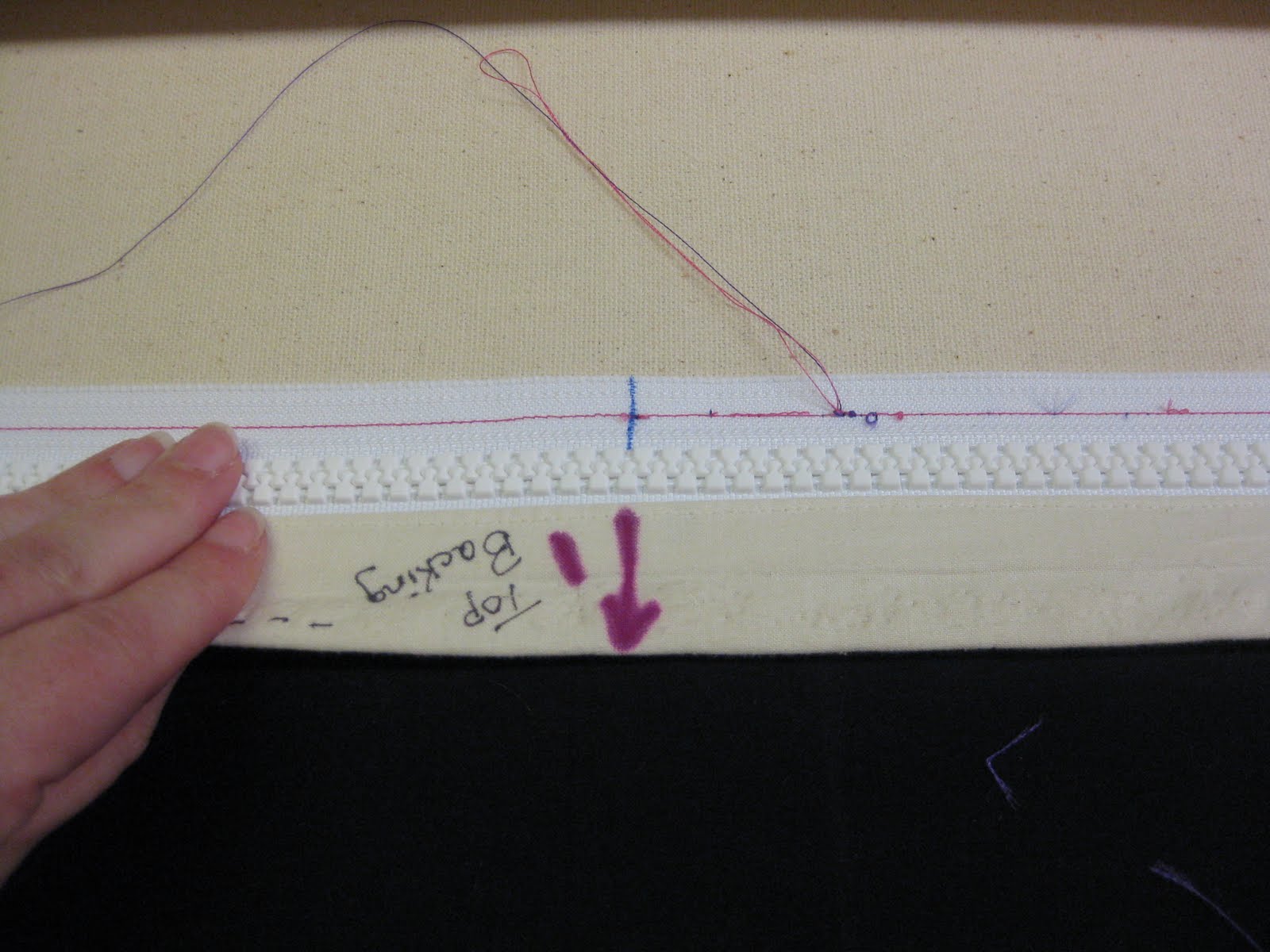 The Quilt Rambler Attaching Zippers to Longarm Leaders