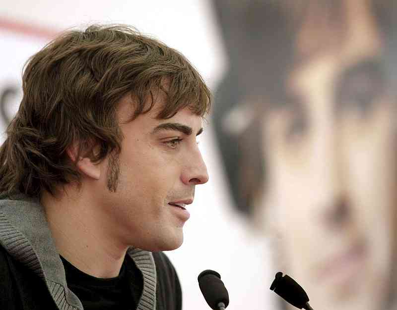 f1 pil�t�k civilben alonso