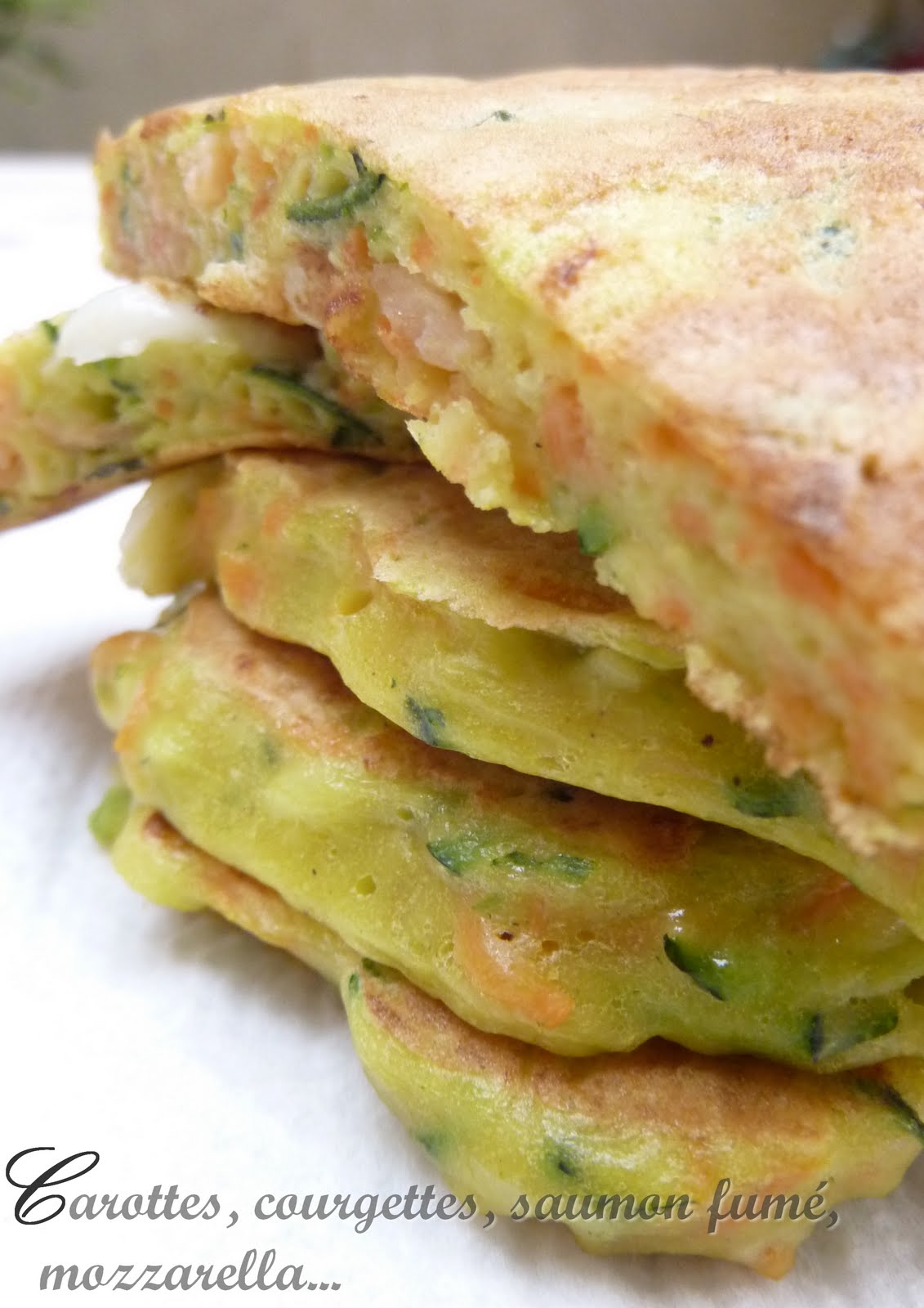 Pancakes salés carottes, courgettes, saumon fumé et mozzarella CAMELIE