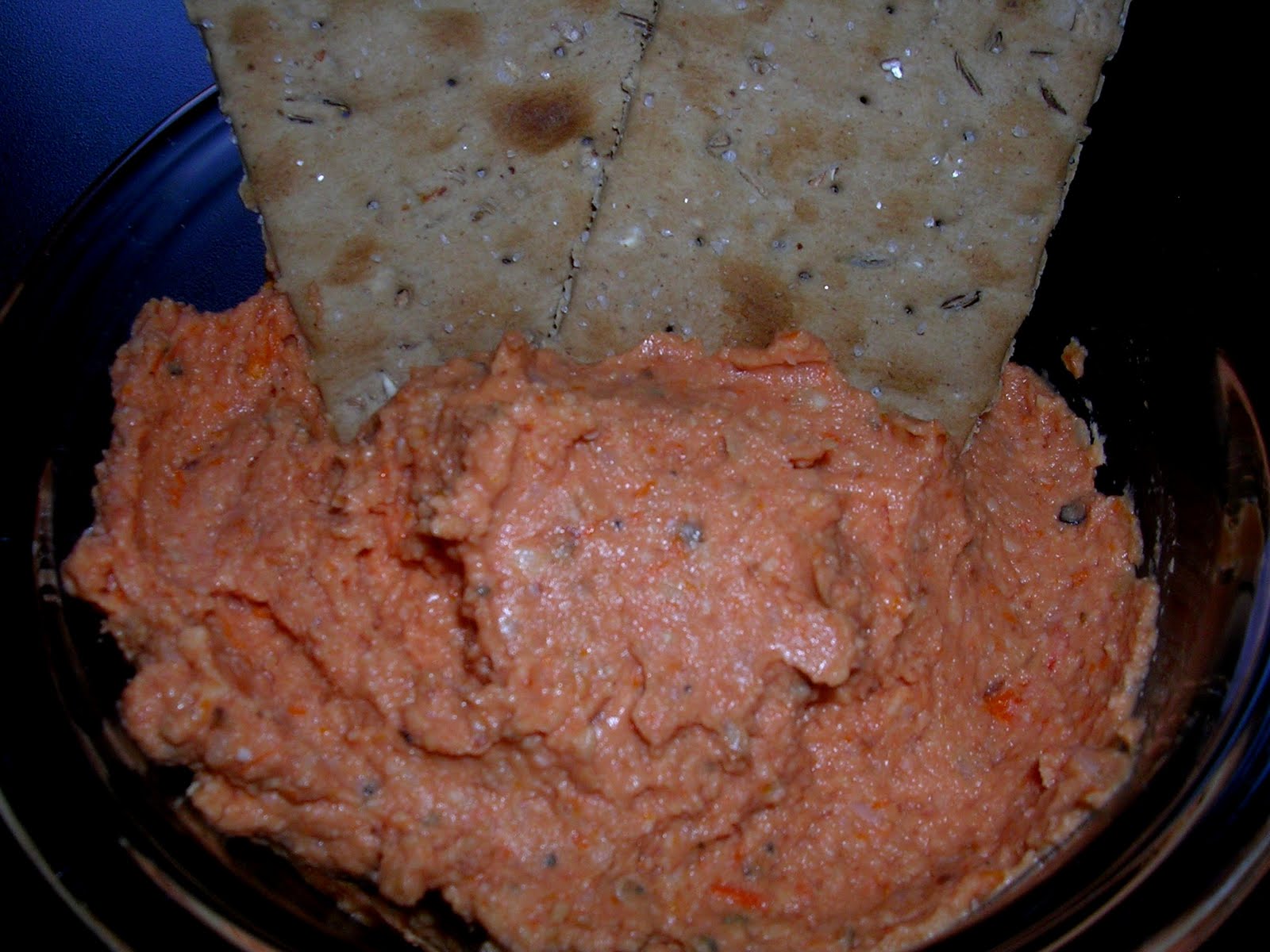 belly bites Sundried Tomato Basil Dip.