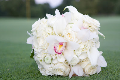 Pin By Theresa Krawczyk On Wedding Flowers Cascading Wedding