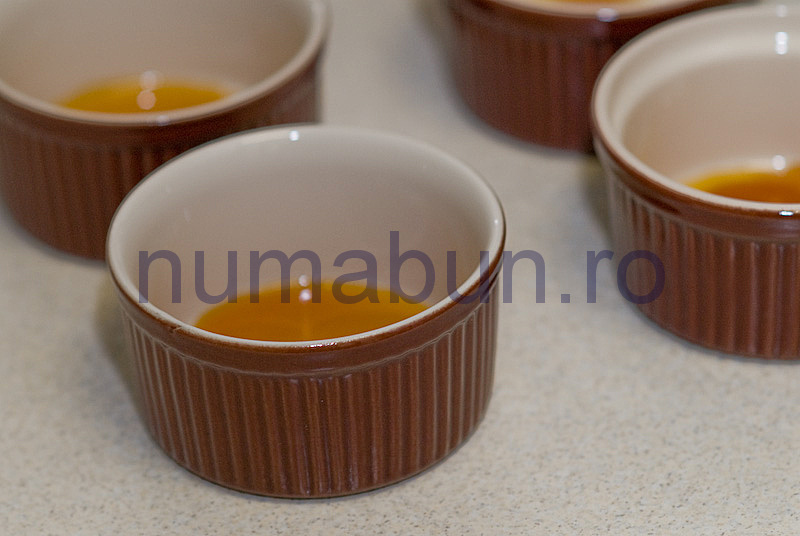 [cremecaramel-14.jpg]