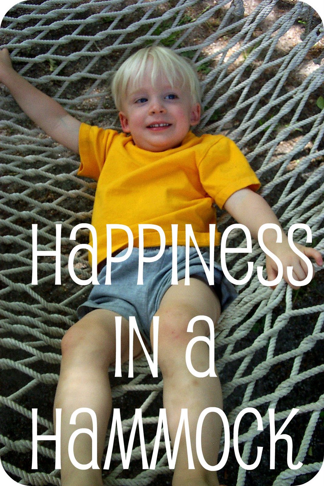 [011happiness+in+a+hammock.jpg]