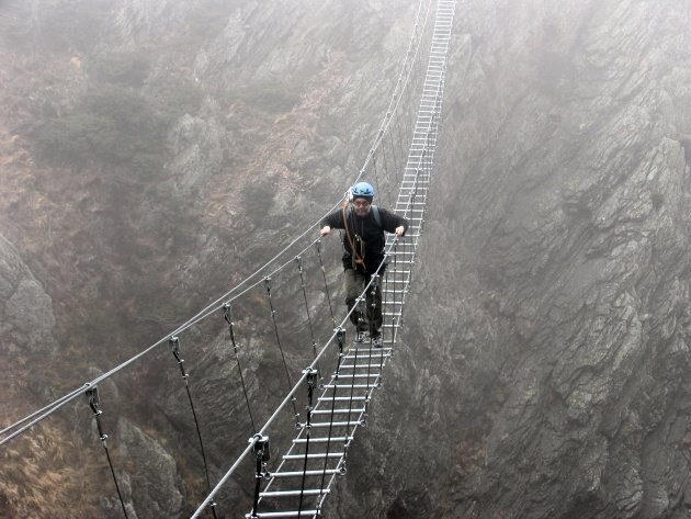 [ponte_tibetano.JPG]