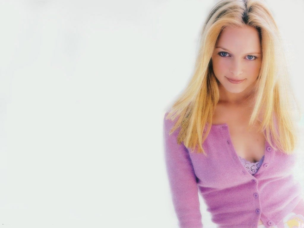 http://4.bp.blogspot.com/_BpAoKRSdVjQ/TKyOSjSTcfI/AAAAAAAABy8/ScVsXiCp17E/s1600/heather_graham_actress.jpg