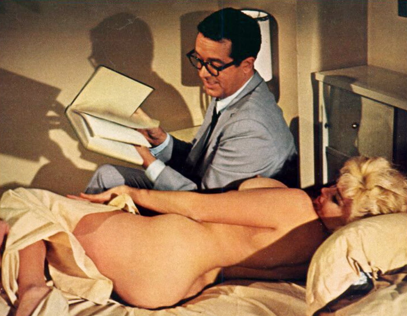 http://4.bp.blogspot.com/_Bs1pXxAZsr0/S69iidNB55I/AAAAAAAANPc/rN05cS4rbxQ/s1600/Jaybe+Mansfield+PB+01+1984+JANUARY.jpg