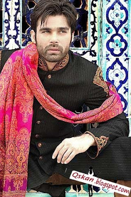New Sherwani Styles_Pakistani Men Fashion