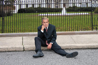 Bush lagi nyari Kerja