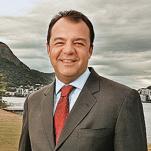 http://4.bp.blogspot.com/_BtRrOdFpkGk/SfI3iE3nKXI/AAAAAAAAHjI/qX2gMEKOxF8/s320/cabral+II.jpg