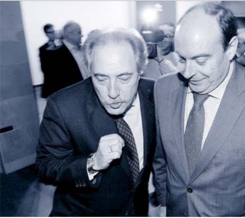 [molto-y-camon1.jpg]