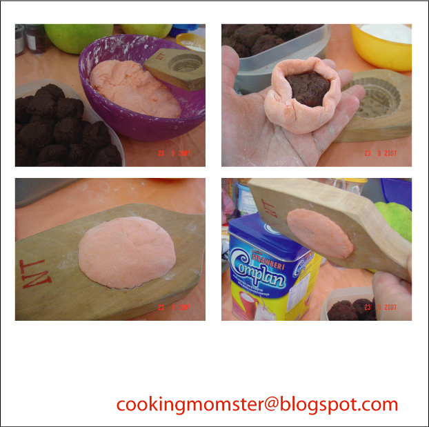 [Angku-Kuih.jpg]