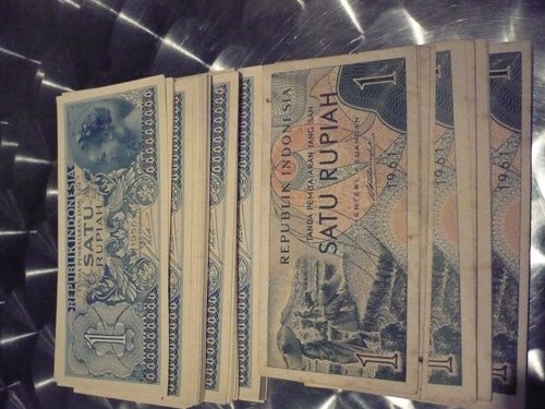 seri 1 rupiah tahun 1961 dan 1956