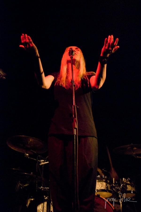 [l_cebed0c4936b4227a2bf310c23daea09.jpg]