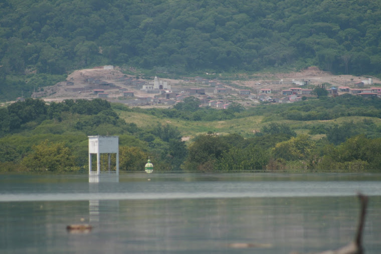 LA PUERTA DE SAN MARCOS inundandose