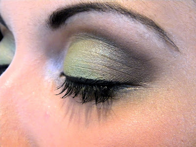 Inside The Makeup Case Green Eyes Wedding Look Inside The Makeup Case Green Eyes Wedding Look