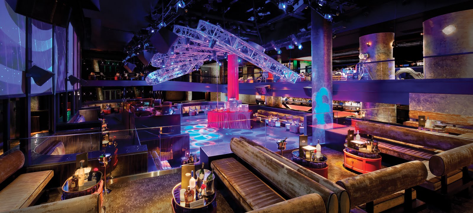 http://4.bp.blogspot.com/_CDzmgA25INQ/S-oz1WSy8DI/AAAAAAAAAZk/Z7MDarU00t4/s1600/ARIA_-_Haze_Nightclub.jpg