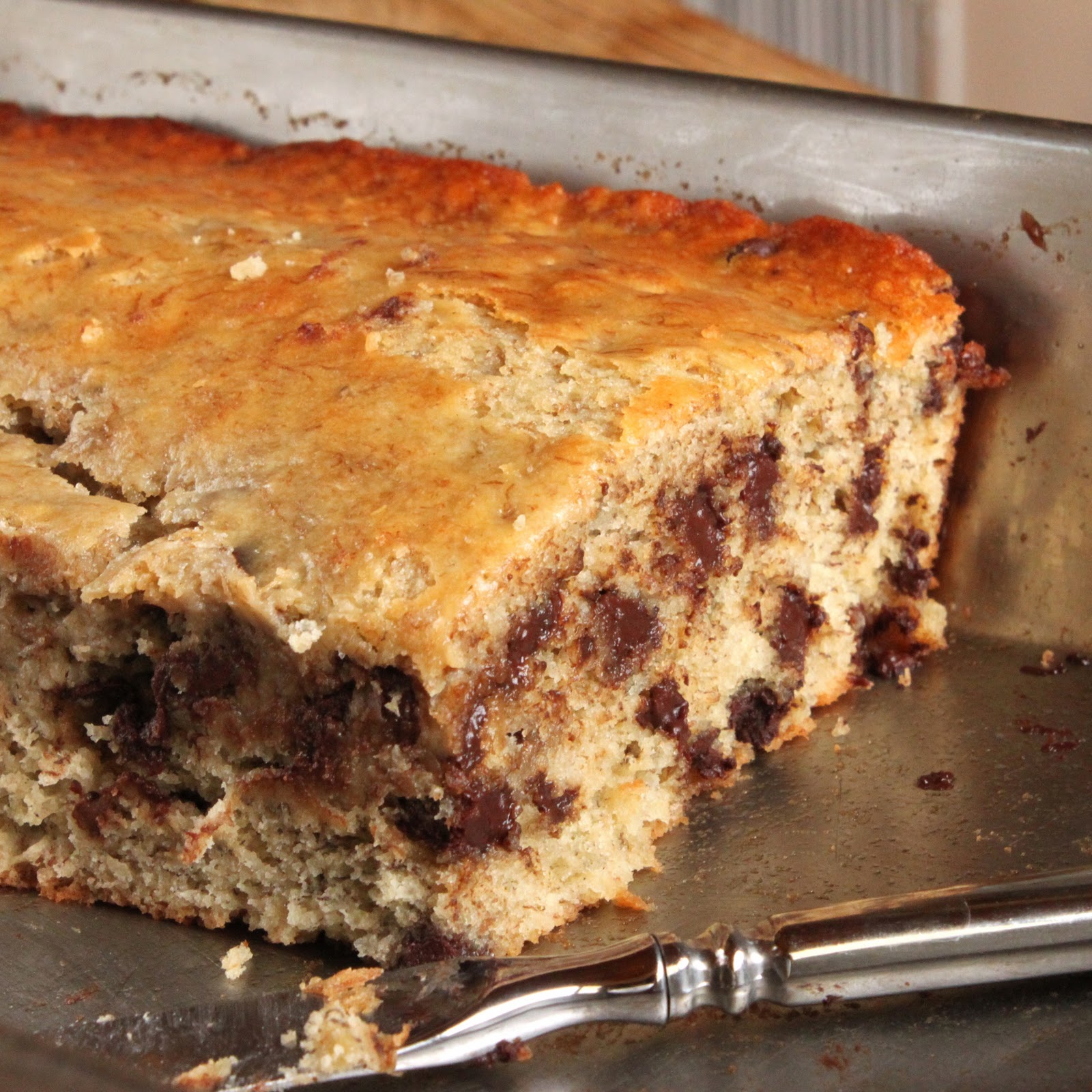 Banana chocolate chip cake