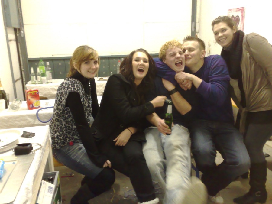 [010120101104g.jpg]