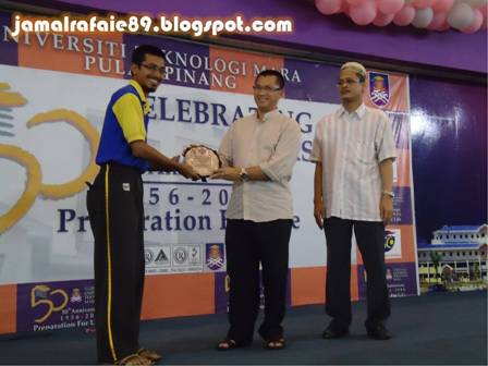 [aman+palestin+&+uitm.jpg]