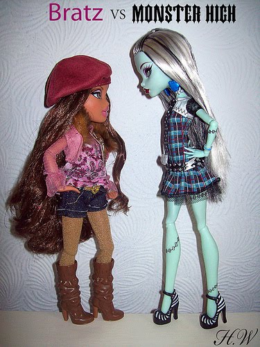 Nube de mariposa: Monster High: Divinas de la muerte