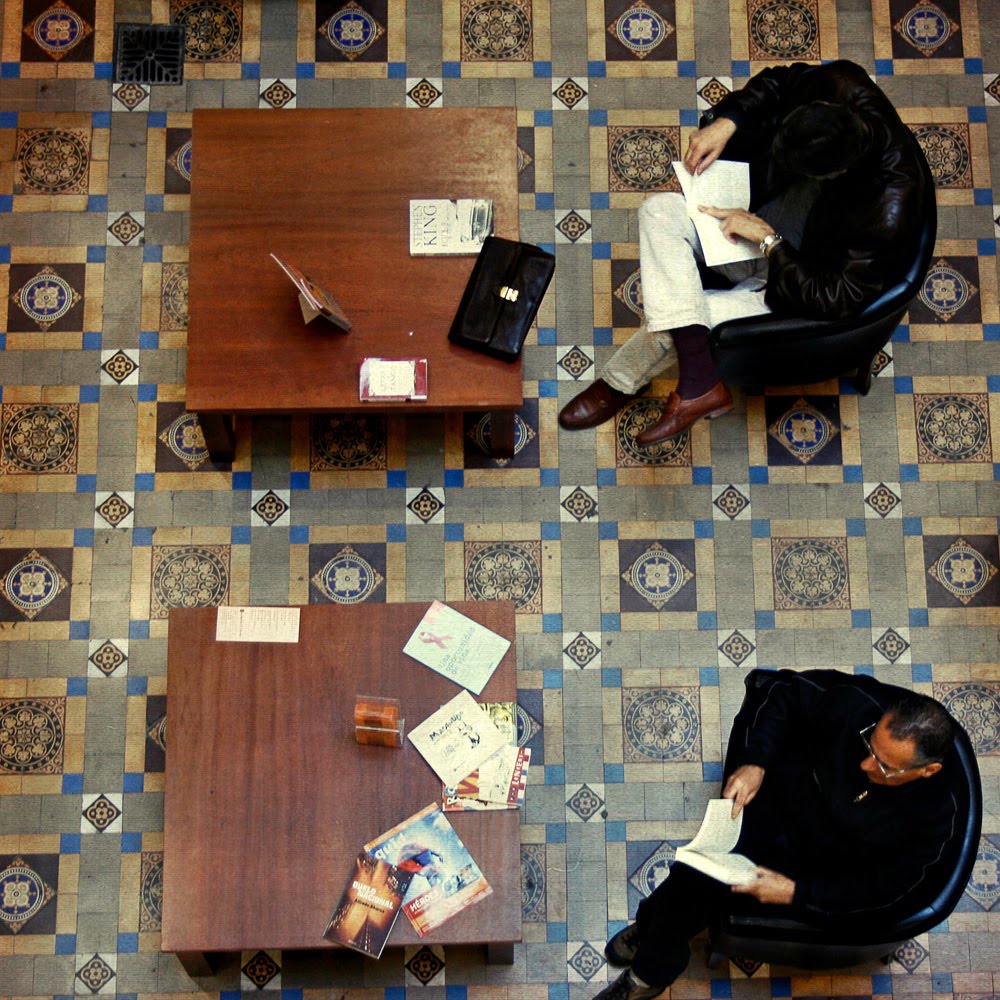 [F+0061a.jpg]
