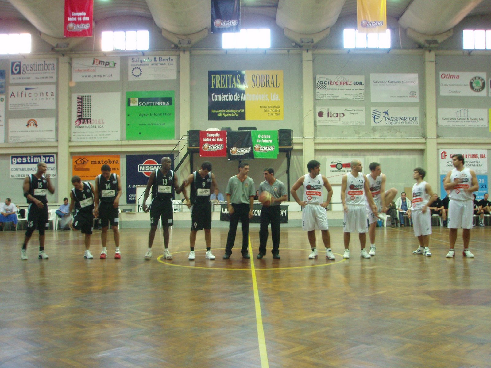 [PB030936.JPG]
