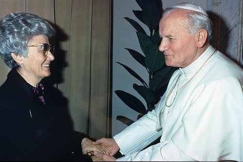 [Chiara+Lubich24.jpg]