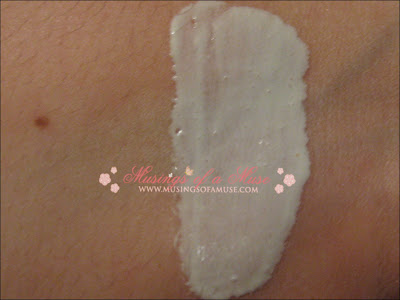 The+Body+Shop+Tea+Tree+Oil+Blackhead+Minimizing+Mask+5 The+Body+Shop+Tea+Tree+Oil+Blackhead+Minimizing+Mask+5