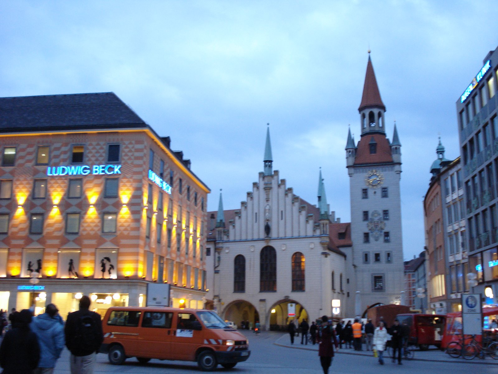 [DSC01079.JPG]