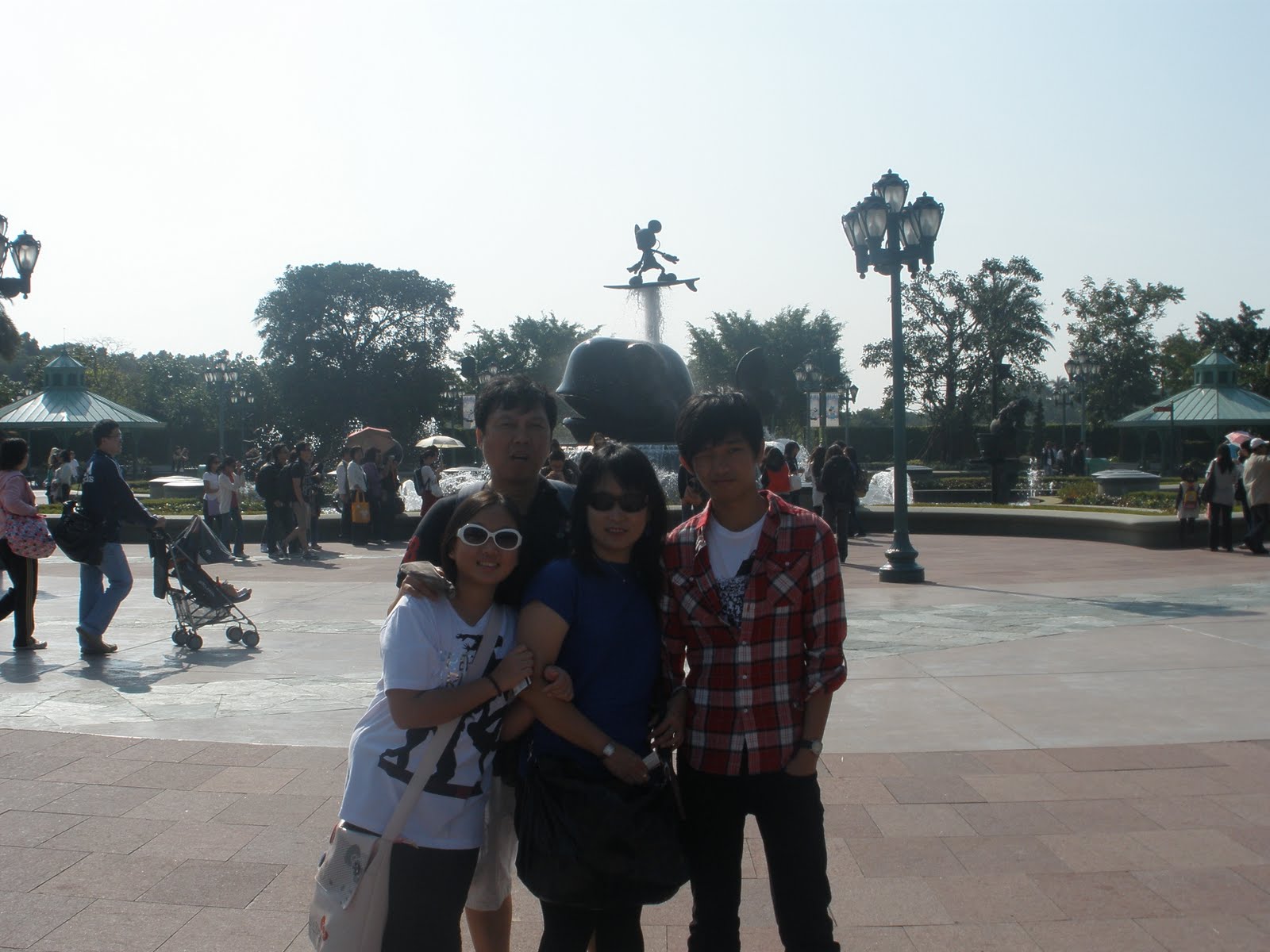 [PB280746.JPG]