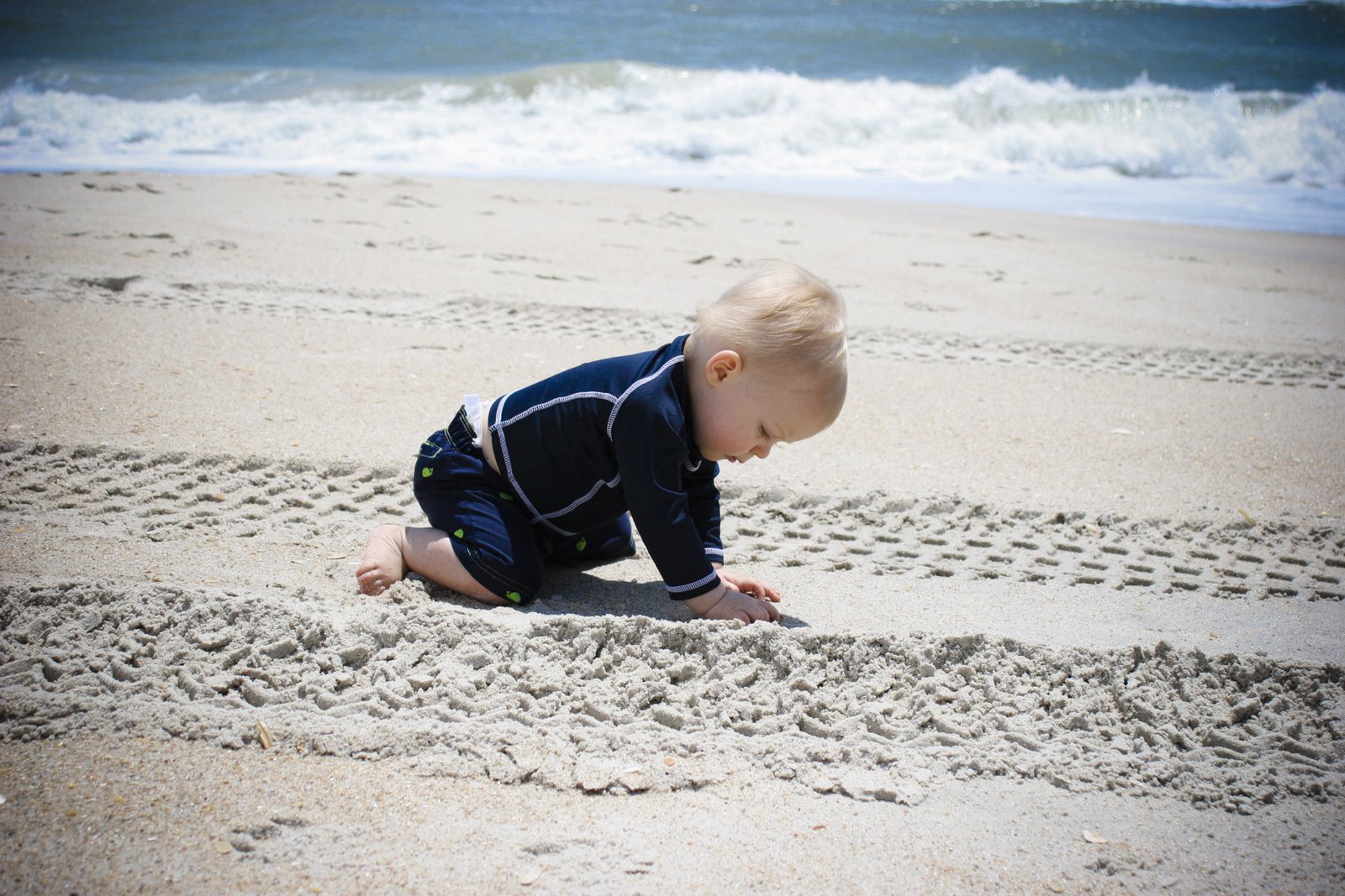 [Carolina+Beach+May+17,+2009+(2).jpg]